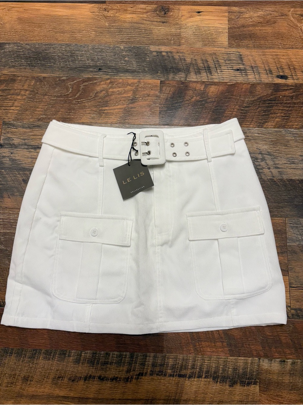 NWT Le Lis White Corduroy Skirt